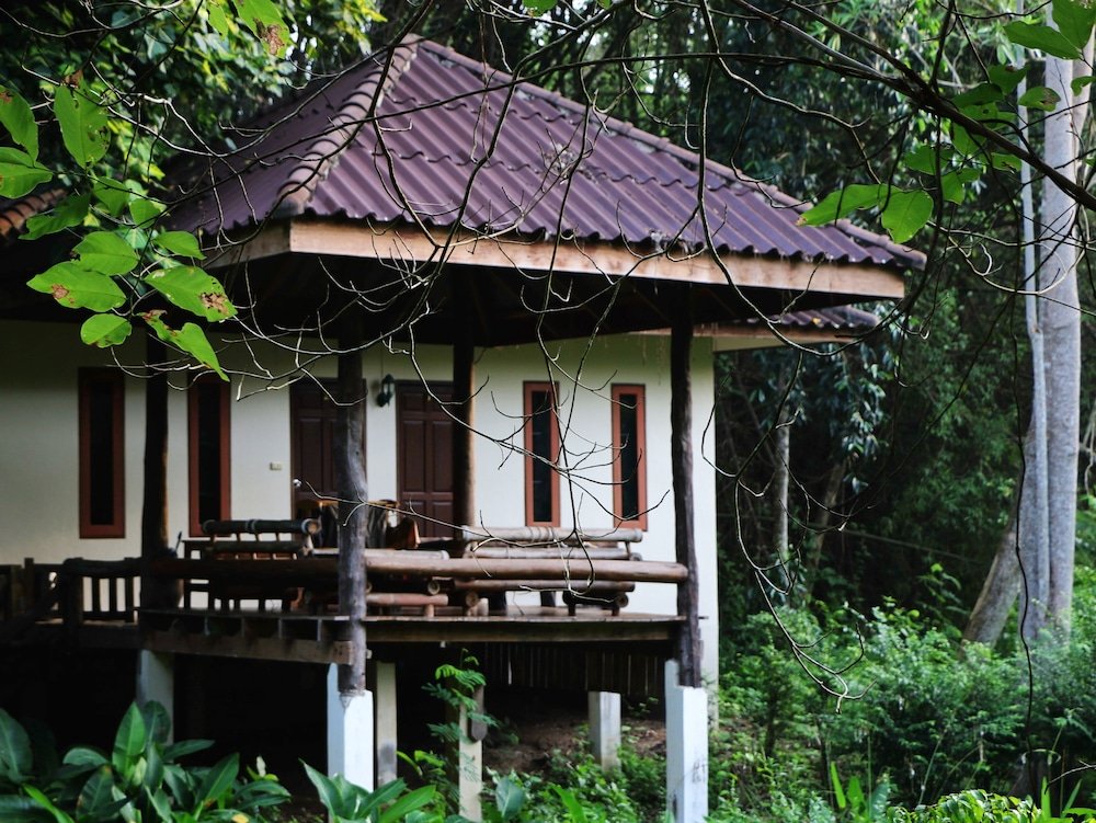 baan maka nature lodge