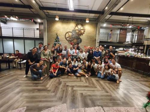 the entaneer poshtel hostel