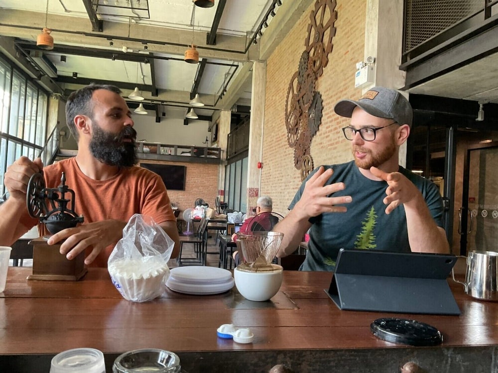 the entaneer poshtel hostel