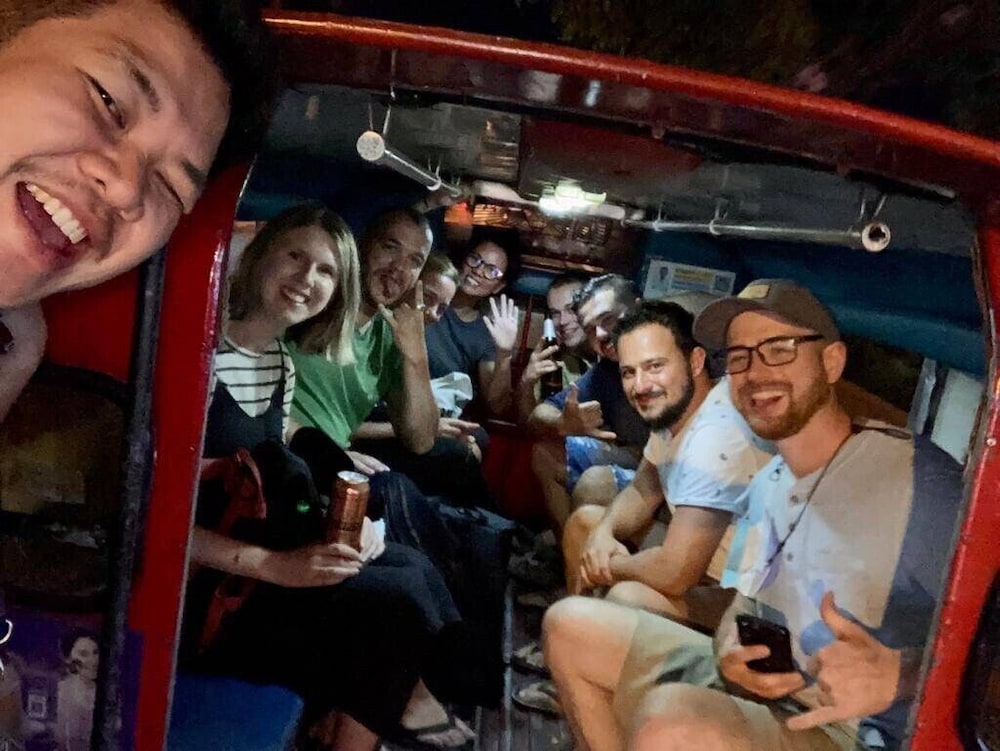 the entaneer poshtel hostel