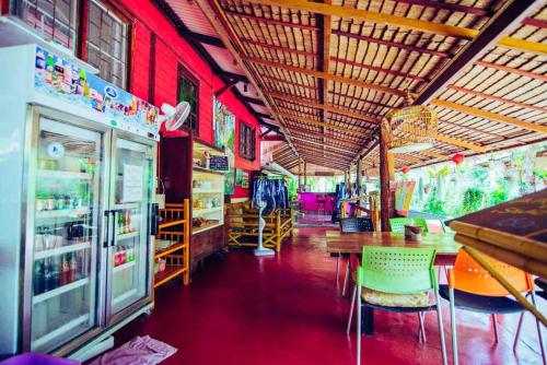 the bananas bungalow