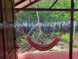 the bananas bungalow