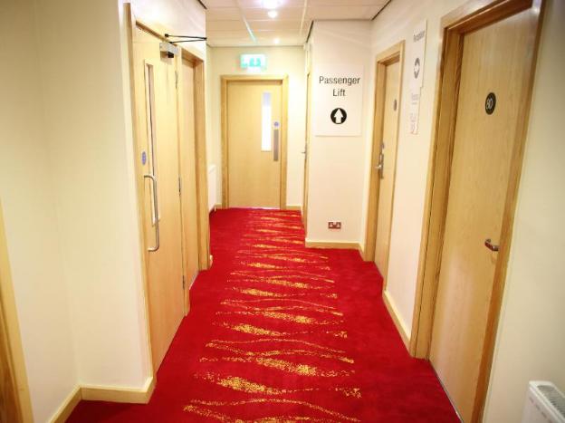 the cambridge hotel