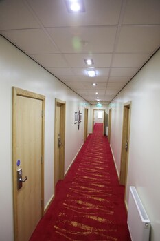 the cambridge hotel
