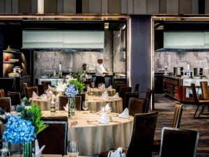 pullman bangkok king power