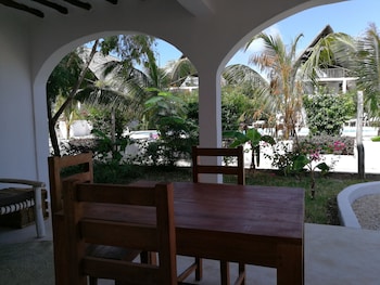 breeze residence aparthotel