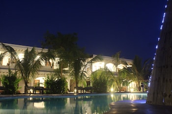 breeze residence aparthotel