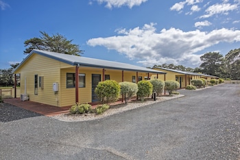 marsden court apartments