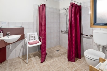 marsden court apartments