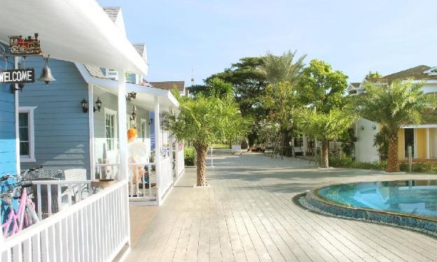 tomangoh vintage resort