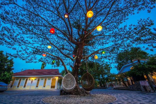 tomangoh vintage resort