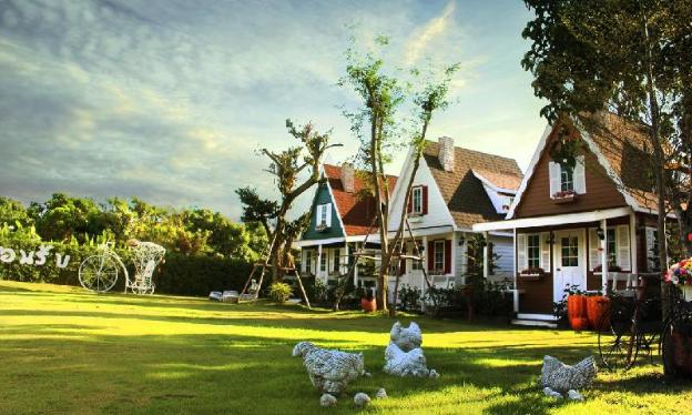 tomangoh vintage resort