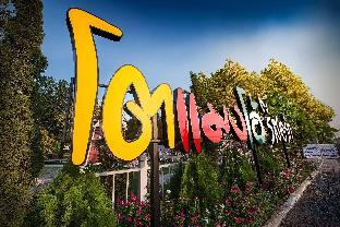 tomangoh vintage resort