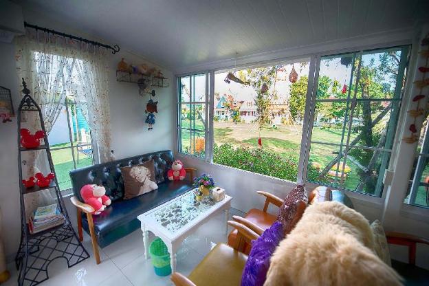 tomangoh vintage resort