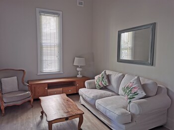 madeline grove bandb