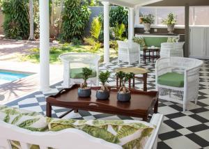 madeline grove bandb