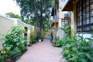 madeline grove bandb