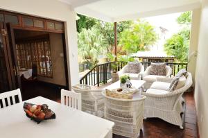 madeline grove bandb