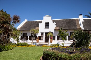 cape village lodge