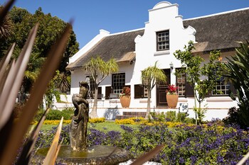 cape village lodge