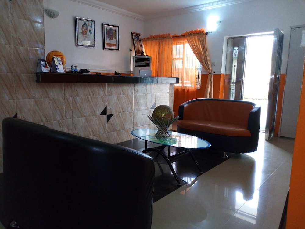 link majestic b2 suite and hotel accomodation