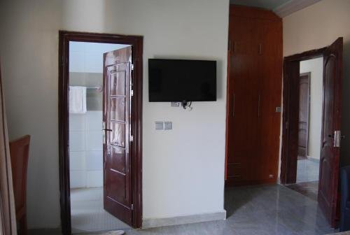 Royal Choice Inn,Near Nigerian National Mosque,3.5 star