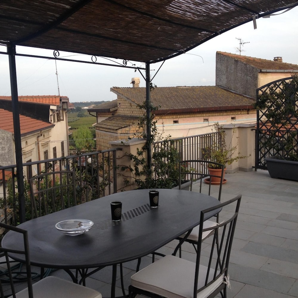 la terrazza sul borgo