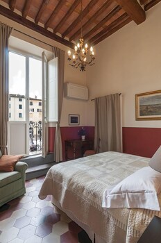 lucca