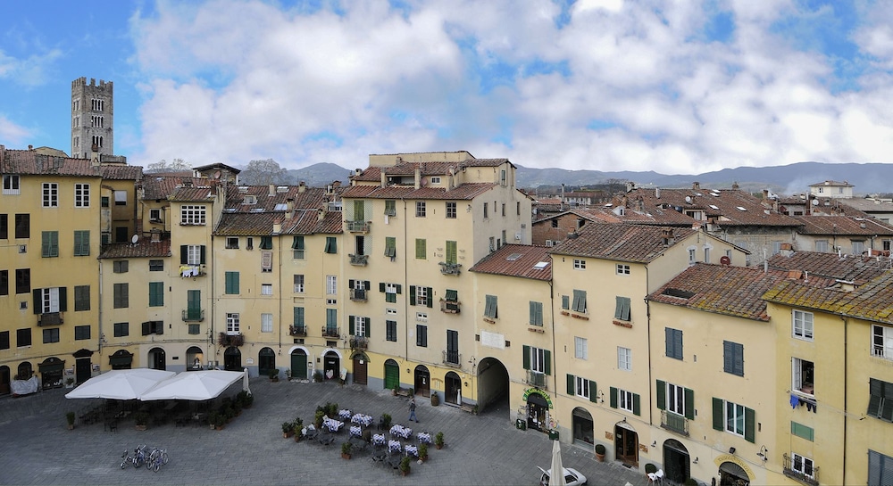 lucca
