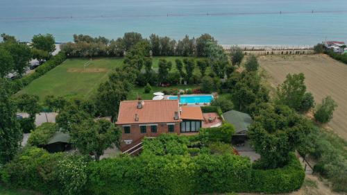 villa mirella beach