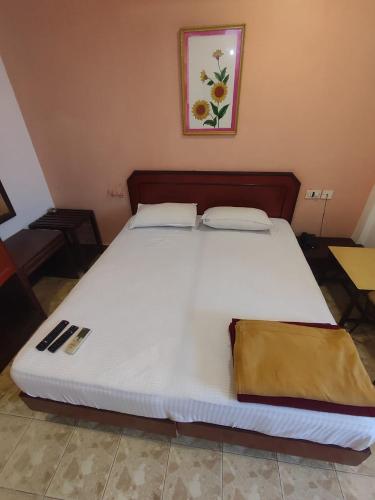 hotel raaj bhaavan nungambakkam