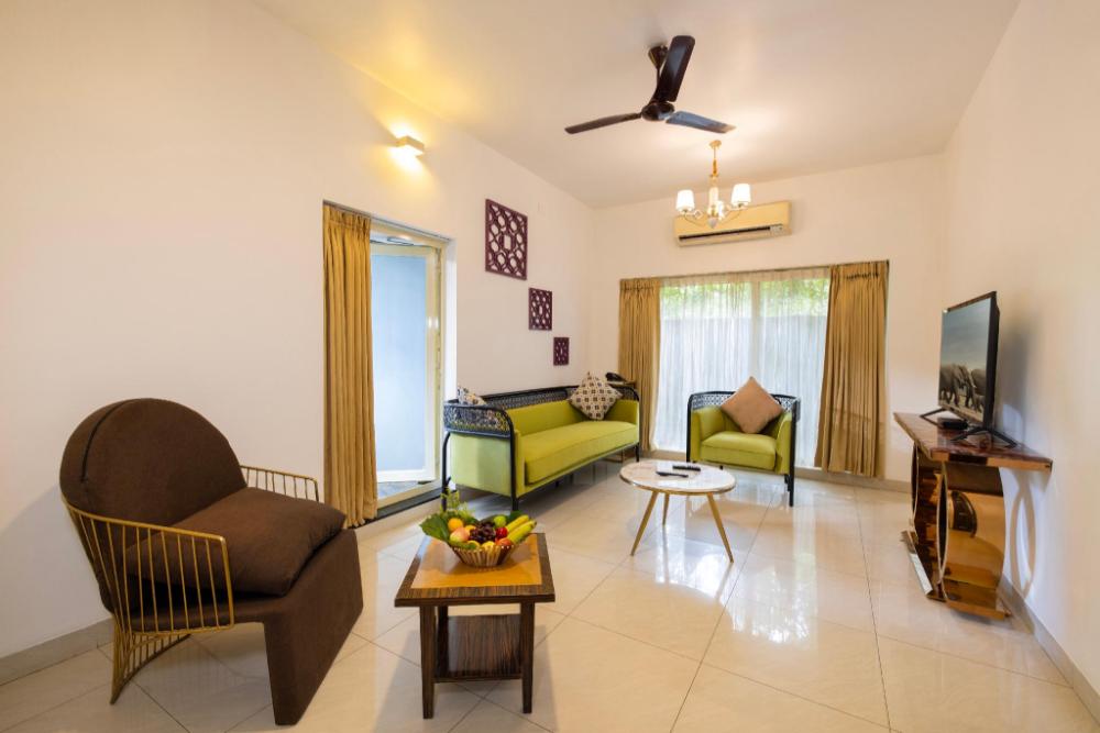 casa rio resort athirapilly