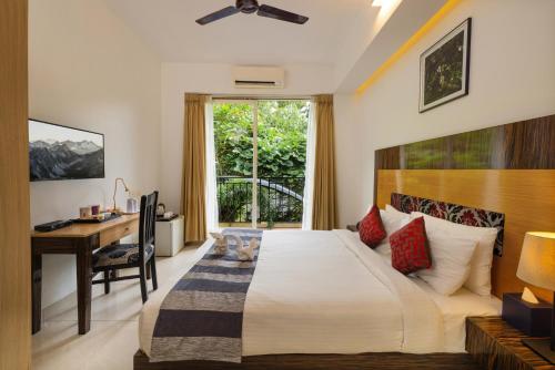 casa rio resort athirapilly