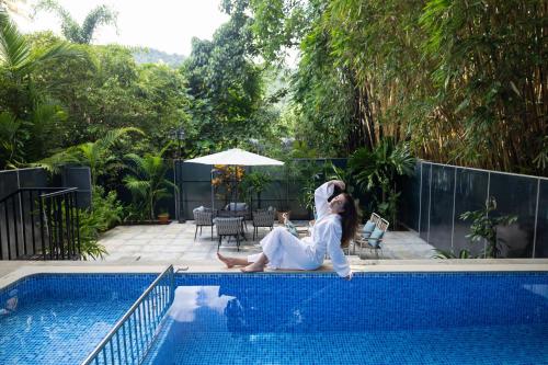 casa rio resort athirapilly