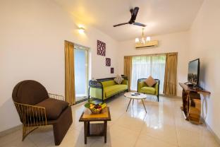 casa rio resort athirapilly