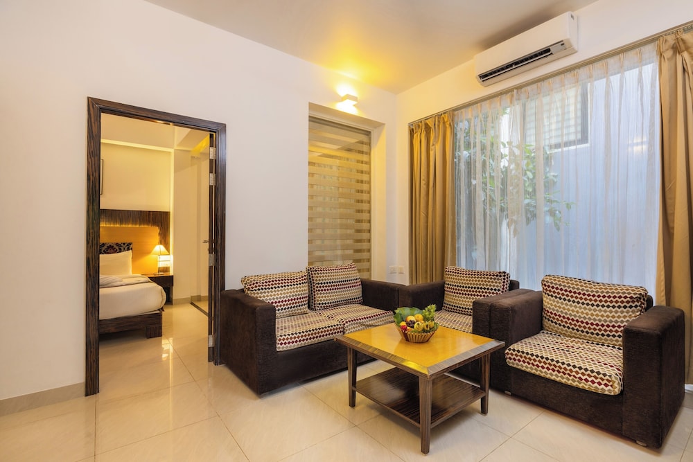 casa rio resort athirapilly