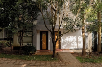 casa rio resort athirapilly