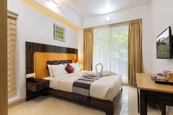 casa rio resort athirapilly