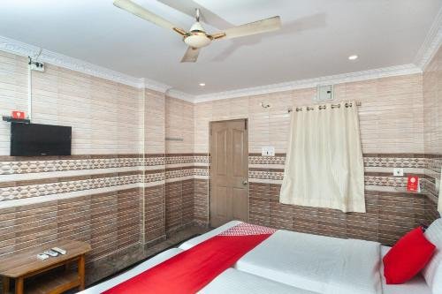 Hotel K R Bhavan,Tirupati>>Renigunta,3 star