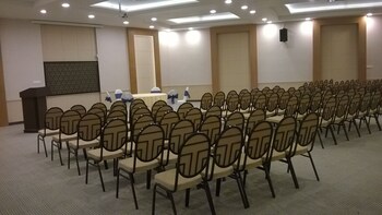 mwc club by spree chennai