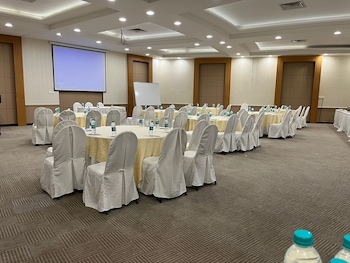 mwc club by spree chennai