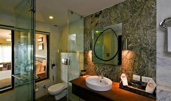 gulmohar greens golf and country club