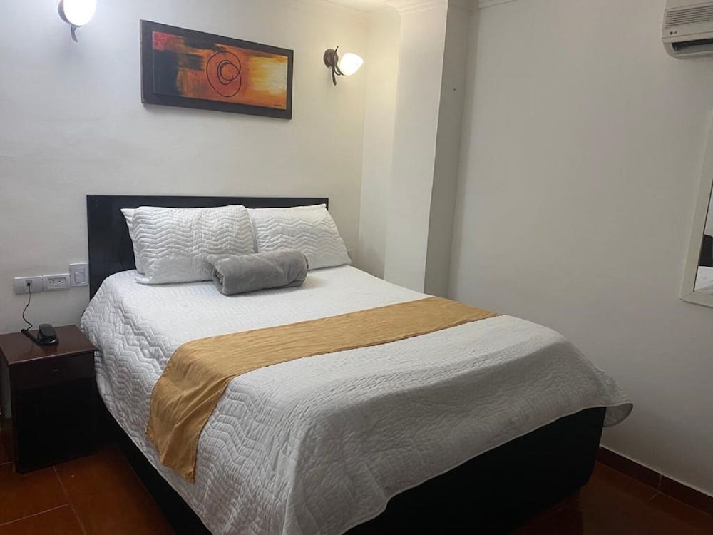 hotel avenida 3 real