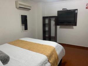 hotel avenida 3 real