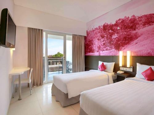 primera hotel seminyak