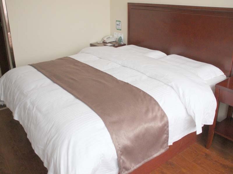 Greentree Inn Liaocheng Linqing Haishan Building E,Linqing>>Liaocheng,3 star