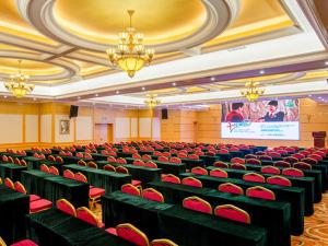 vienna international hotel changsha jingwanzi mulian middle road