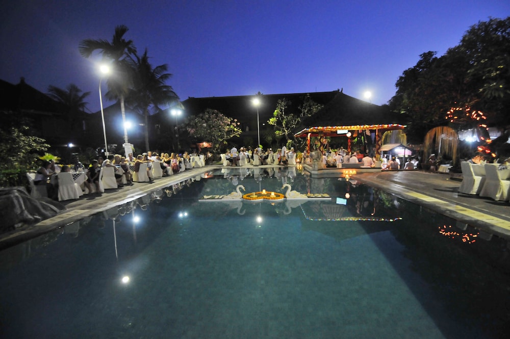 Satriya Cottages,Kuta>>Bali,3 star