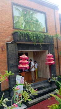 satriya cottages