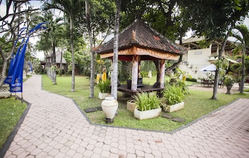 satriya cottages